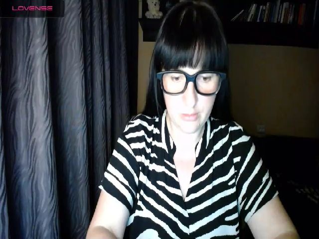 Live sex webcam photo for NoNameXY #264563387