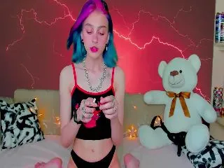 Live sex webcam photo for Virgin_Adara #251788633