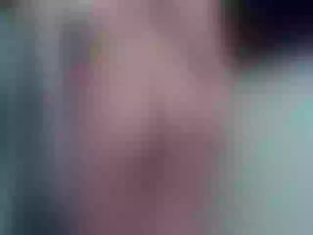 Live sex webcam photo for LassCherry18 #255102382