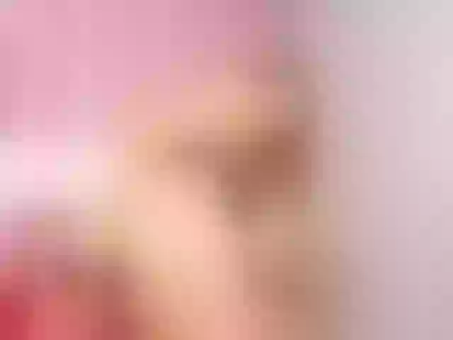Live sex webcam photo for KylieTy #263551506