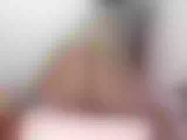 Live sex webcam photo for KimxHottie #254761189