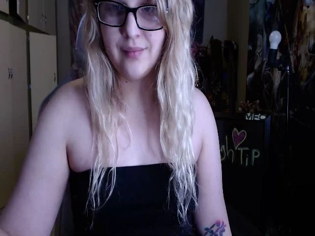 Live sex webcam photo for emilyhaze #252408988