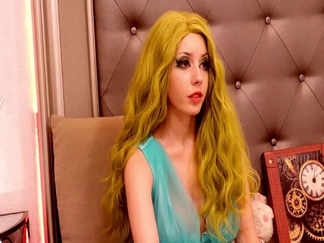 Live sex webcam photo for FreyaGold #265080636
