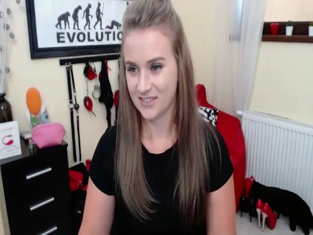 Live sex webcam photo for DREAMxLisa #259104605