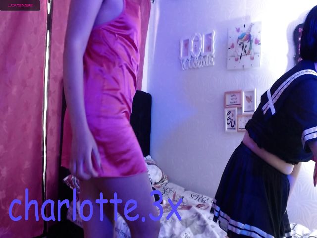 Live sex webcam photo for Charlotte_3x #253153652