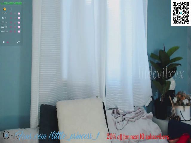 Live sex webcam photo for Lildevilxyx #265003268