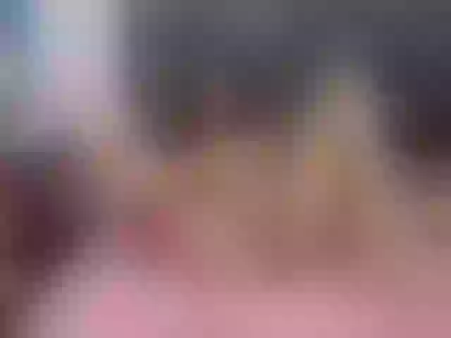 Live sex webcam photo for AngeelJones #260110031