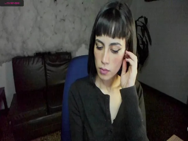 Live sex webcam photo for Sexnherbs #263468924