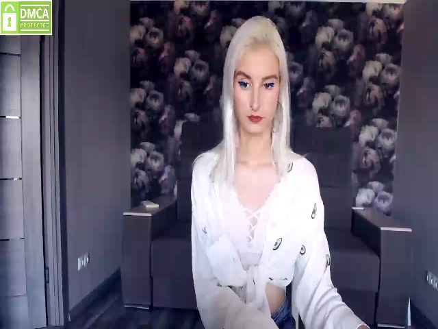 Live sex webcam photo for CharmingRay #253447219