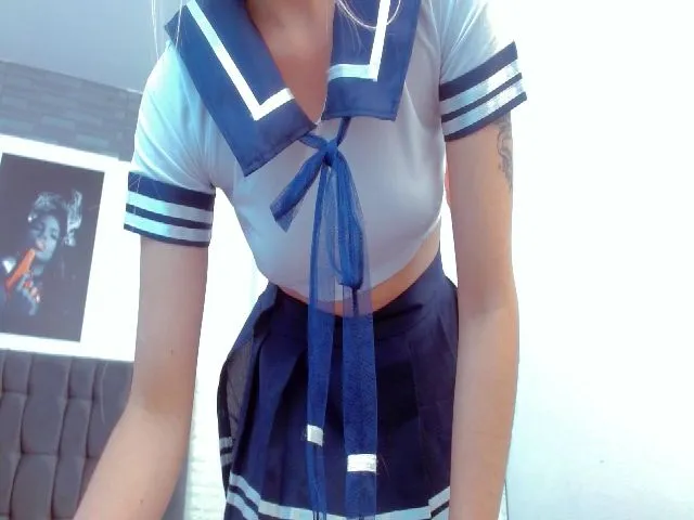 Live sex webcam photo for Violetdarkk #252319934