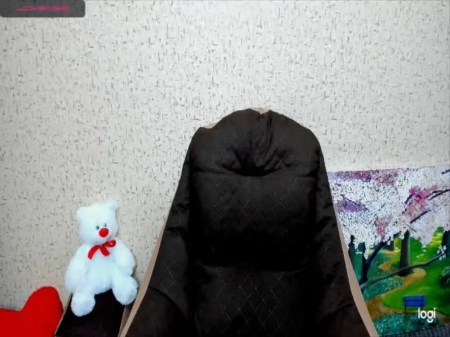 Live sex webcam photo for lilydavra #253967056