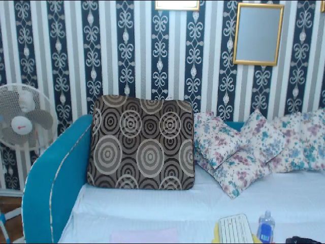 Live sex webcam photo for JennaMature #253004662