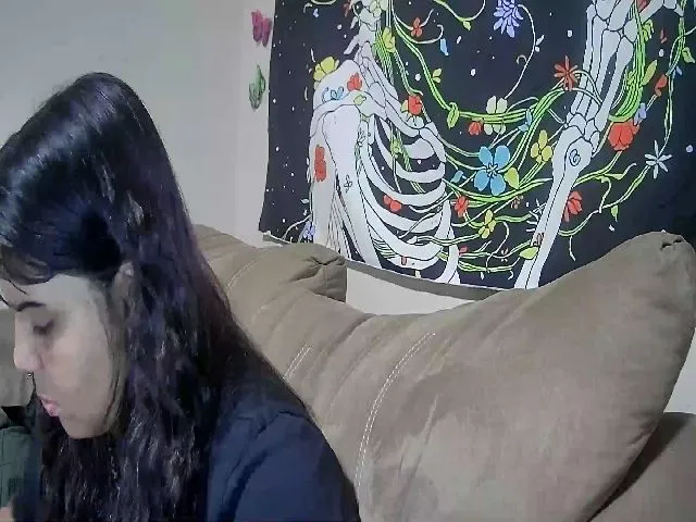 Live sex webcam photo for Lilmisspurp #257423697