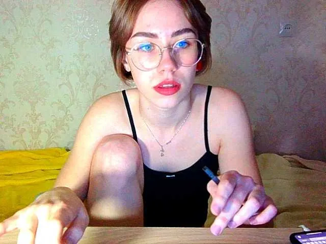 Live sex webcam photo for 669Aleksa669 #240986718