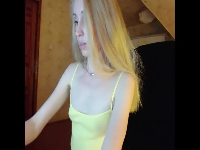 Live sex webcam photo for X_model_S #255463268