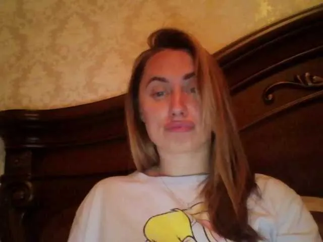 Live sex webcam photo for TrickyHare #245427929