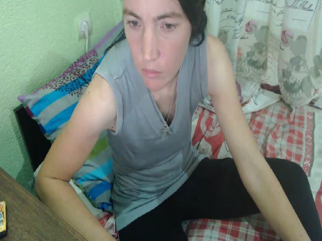 Live sex webcam photo for HOT_JULLYXXX #255973342