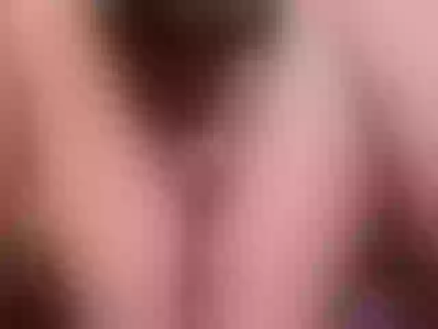 Live sex webcam photo for JenniferLuvv #262602337