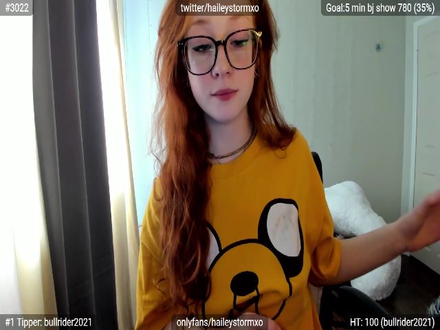 Live sex webcam photo for Haileystormxo #257723818