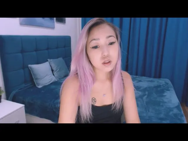 Live sex webcam photo for ArinaTigress #253419504