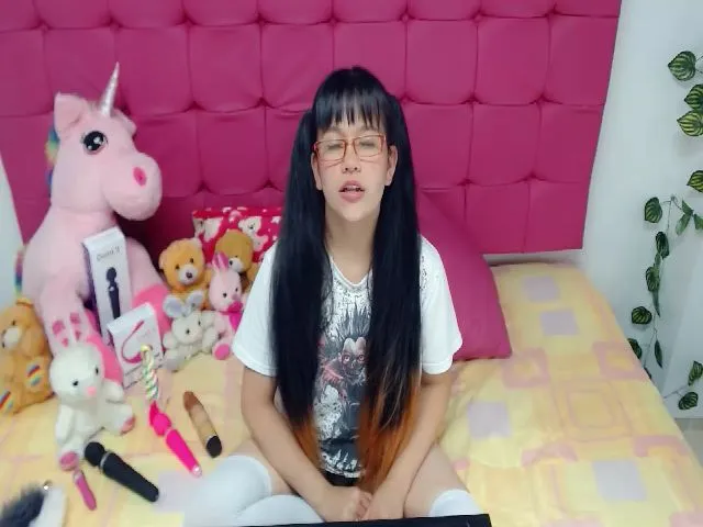 Live sex webcam photo for Pink_queenn #254743747