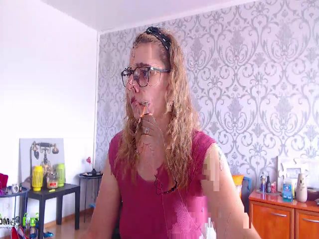 Live sex webcam photo for Bella_antonia #256226120