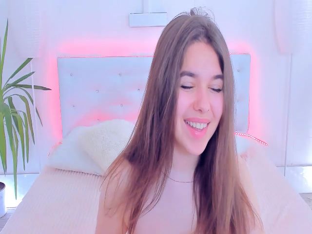 Live sex webcam photo for Minne_mouse_ #254401946