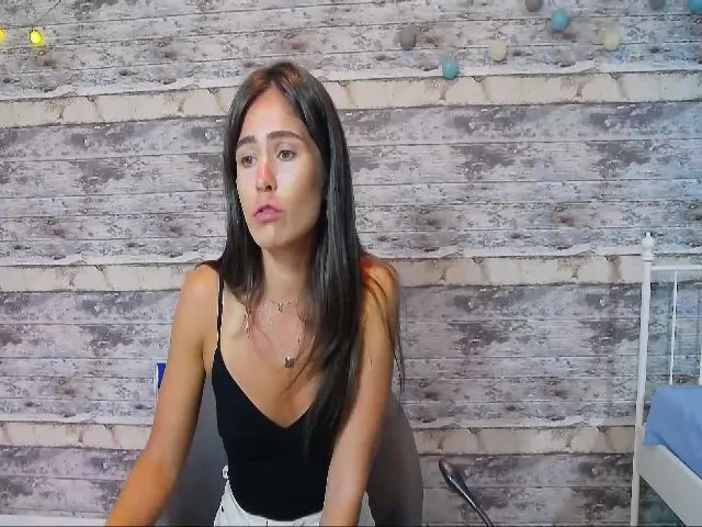 Live sex webcam photo for Naiadde #263123791