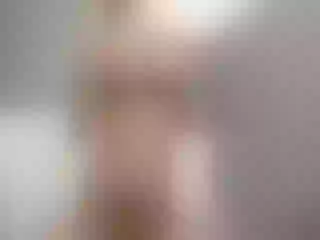 Live sex webcam photo for EVAXROSE #253910380