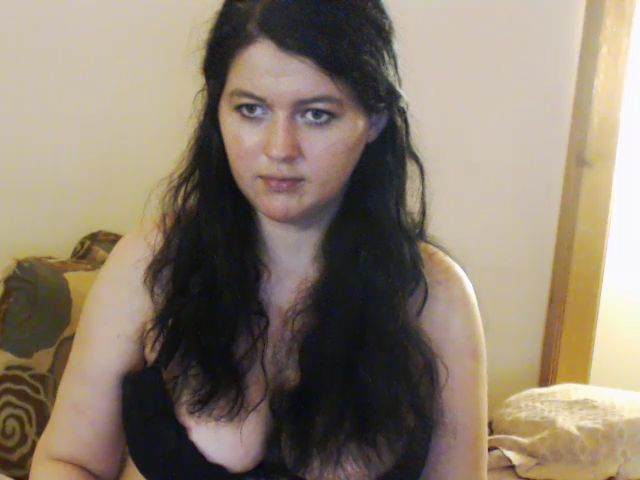 Live sex webcam photo for LoveHotEmma #252693411