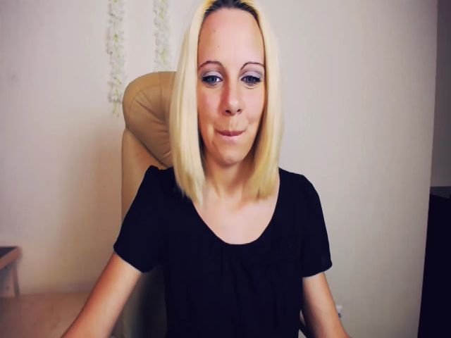 Live sex webcam photo for Casy_wow #256384111