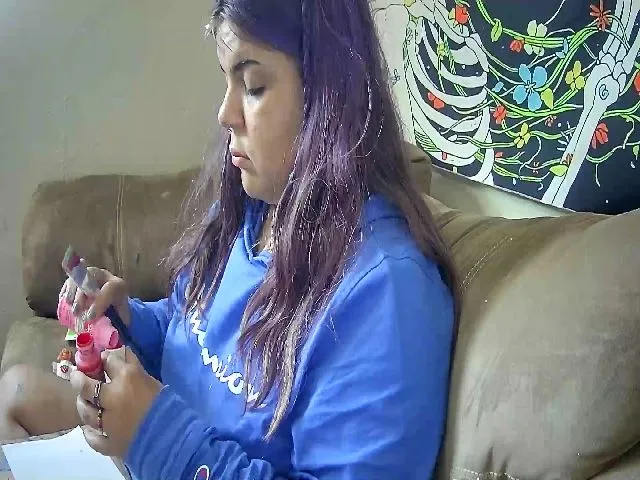 Live sex webcam photo for Lilmisspurp #255705970