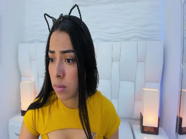 Live sex webcam photo for Kendry_ #258147242