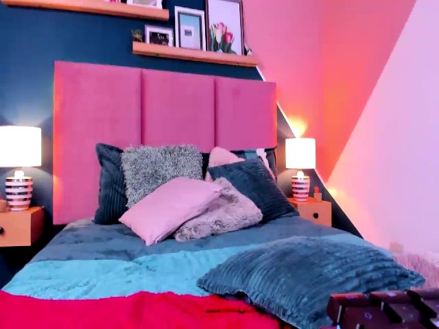 Live sex webcam photo for Quinn_hart #256084179