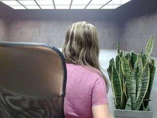 Live sex webcam photo for maturehot-1 #240600586