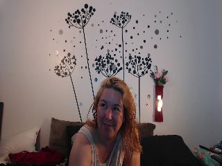 Live sex webcam photo for voluptuousDDD #251917428
