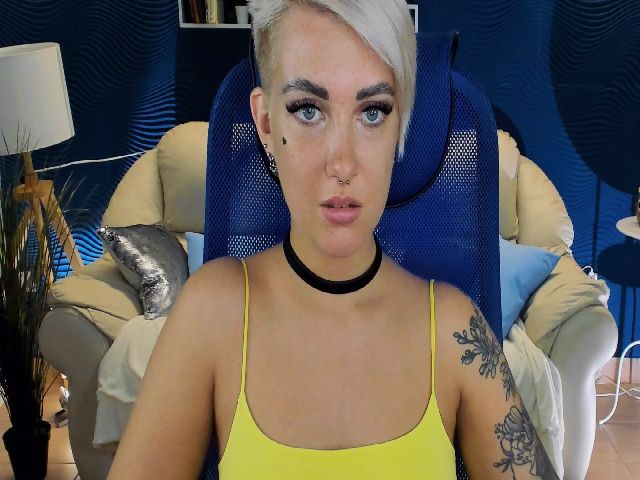 Live sex webcam photo for AkioTy #264146691