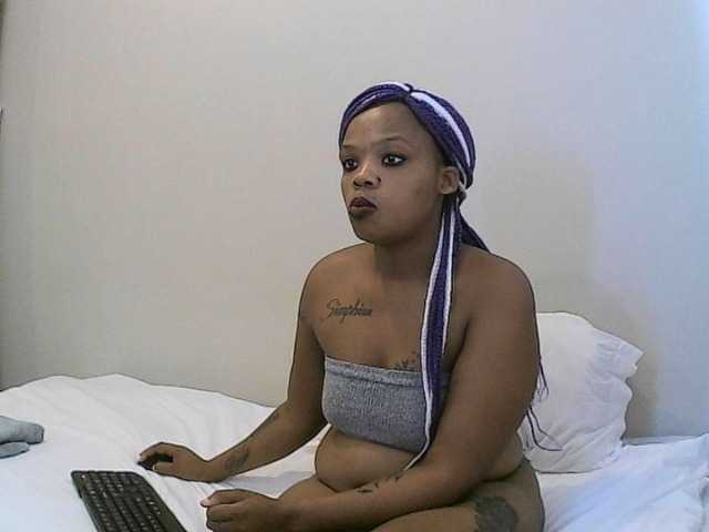 Live sex webcam photo for BlackMagic357 #246589605