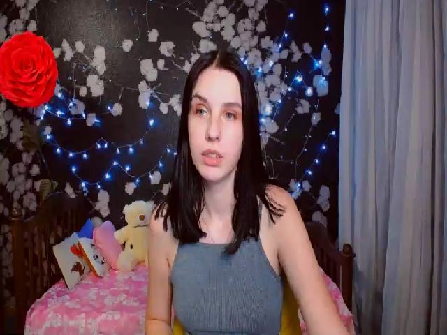 Live sex webcam photo for Lin_Elisss #264270508