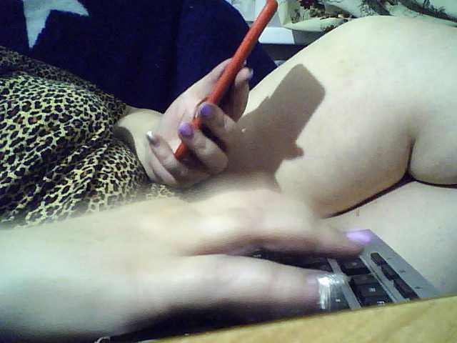 Live sex webcam photo for SEKSIMARI-5 #252880123