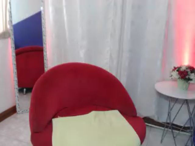 Live sex webcam photo for BriannaOneal #254610518