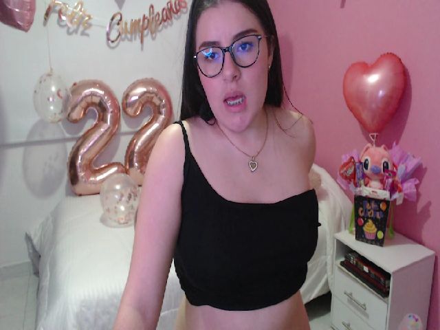 Live sex webcam photo for Frida_porn #263476406