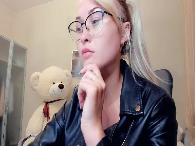 Live sex webcam photo for Mistress_Eva_ #263954068
