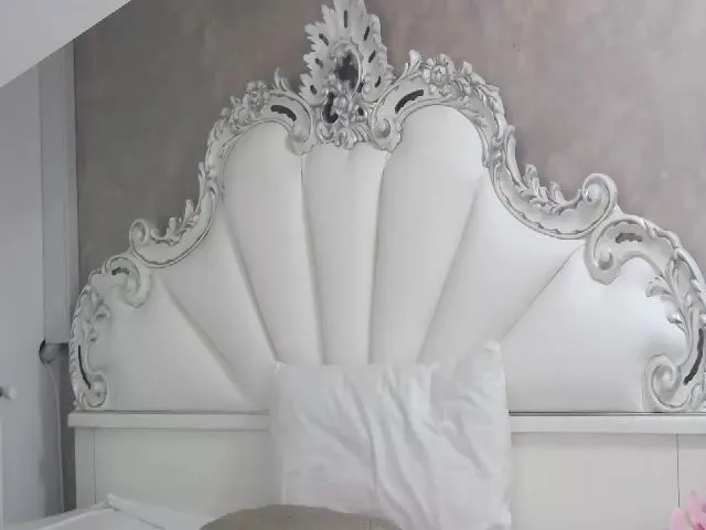 Live sex webcam photo for SoffyyHot #262789879