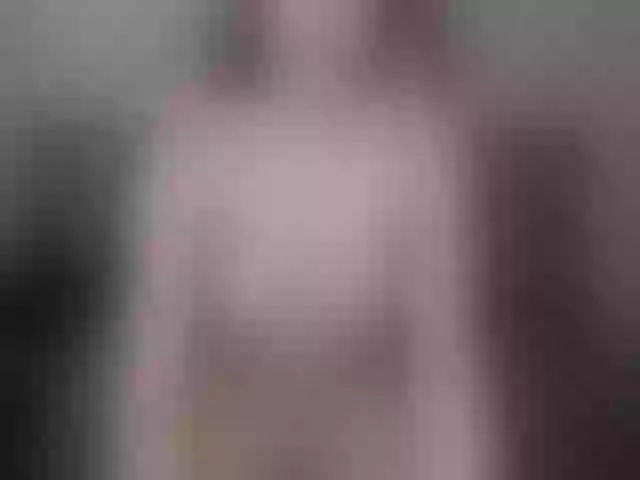 Live sex webcam photo for LycanGirl #265330552