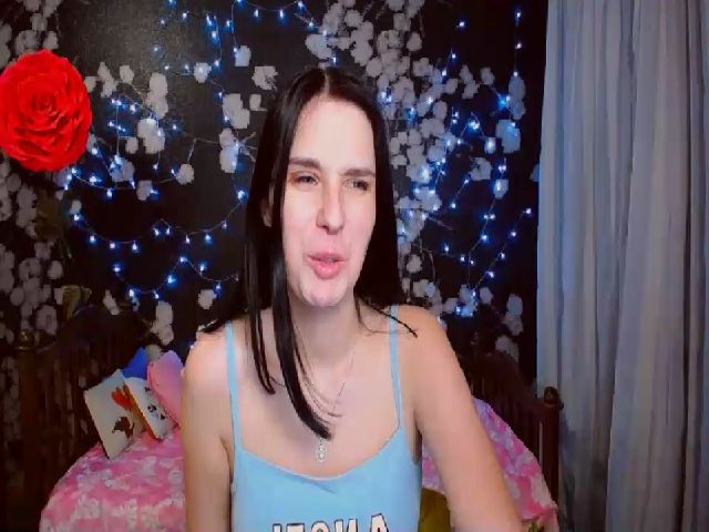 Live sex webcam photo for Lin_Elisss #264330859