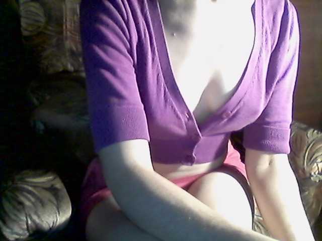 Live sex webcam photo for LorraineOSun #241213914