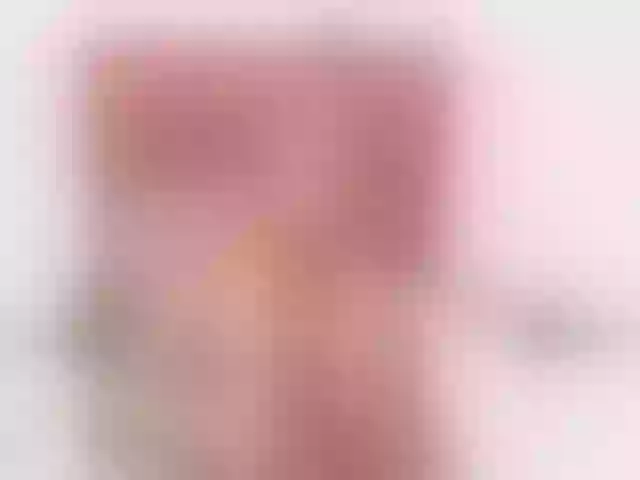 Live sex webcam photo for lilyhung50 #241248231