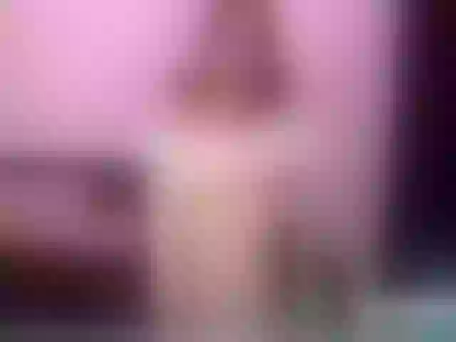 Live sex webcam photo for MaiiAngel #258833482