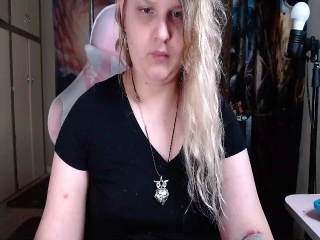 Live sex webcam photo for emilyhaze #258519256